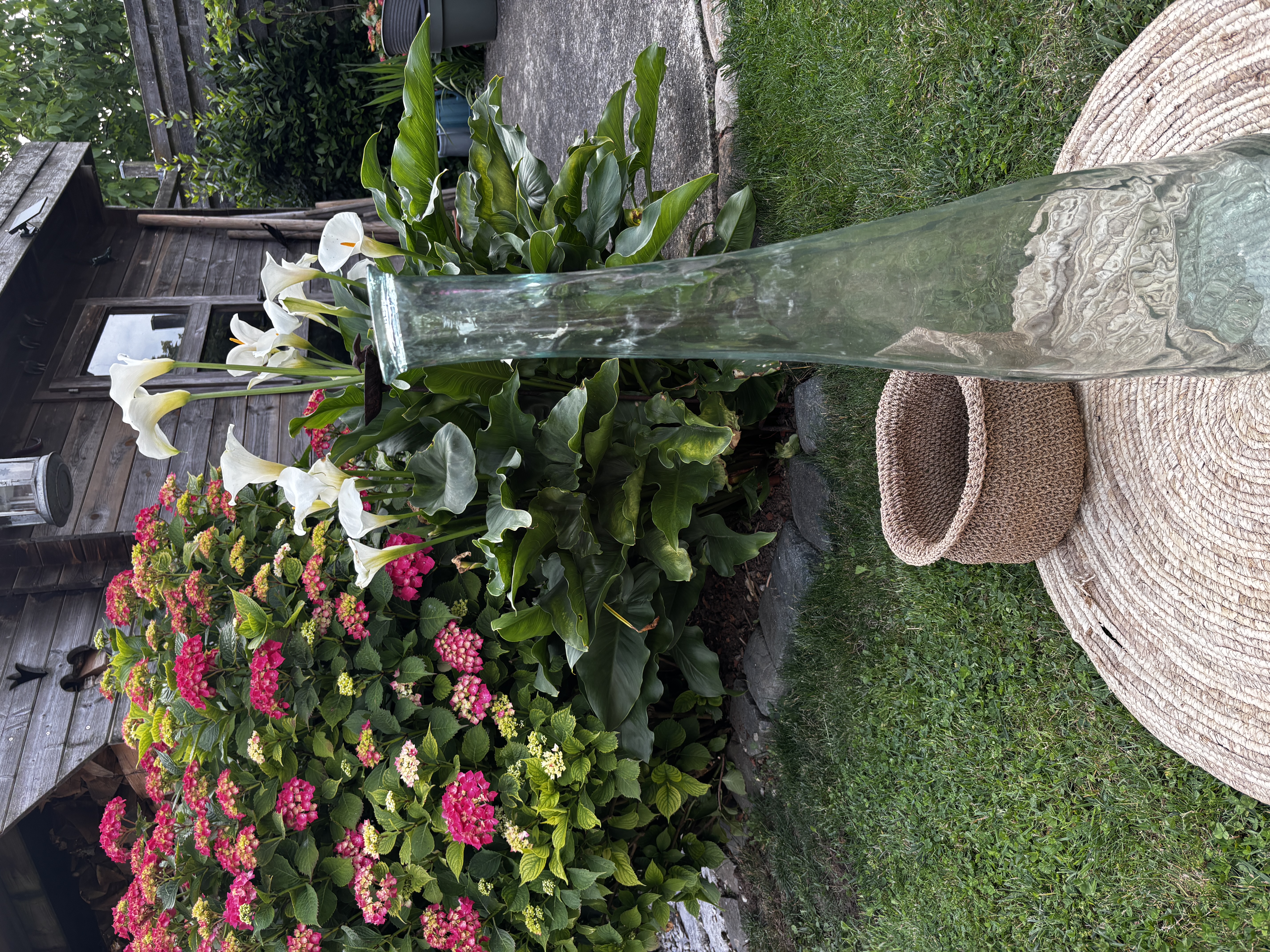 Long vase
